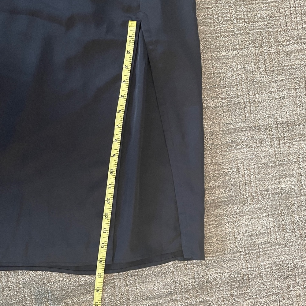 Abercrombie & Fitch midi satin skirt - Picture 5 of 5